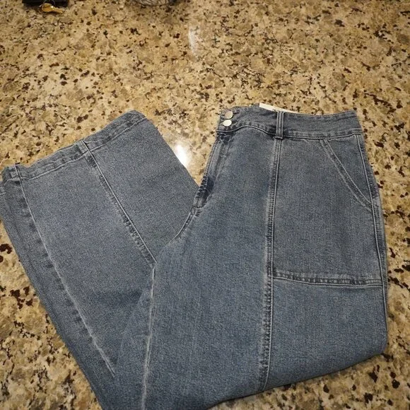 NWT- High-Rise Stretch Jeans - Size 20W (And Now This - Macy's Brand) - Picture 1 of 3